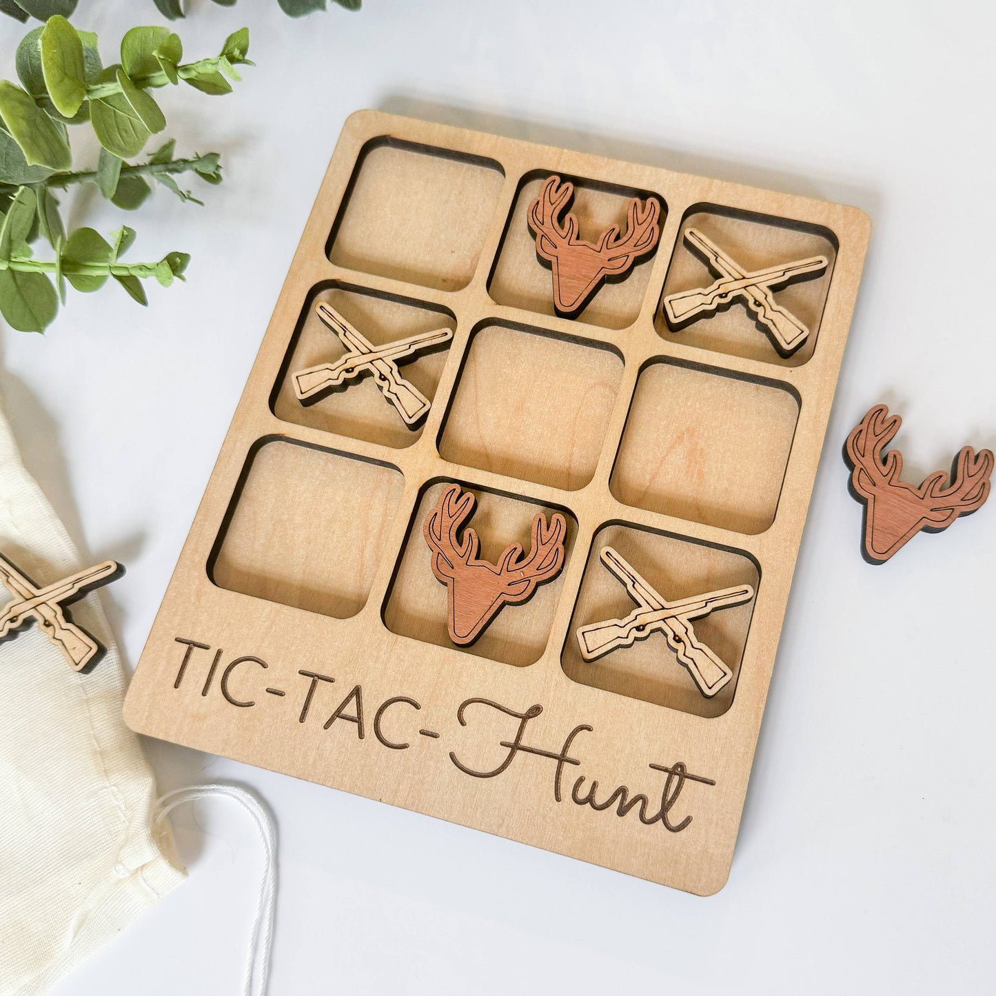 Tic-Tac-Hunt Game